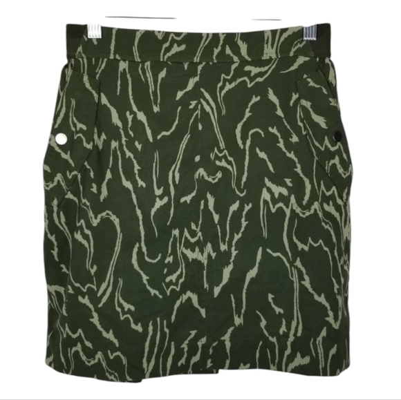 Athleta Womens Vienna Cargo Skort Size 4 Green Built in Shorts Active Print - Picture 1 of 7